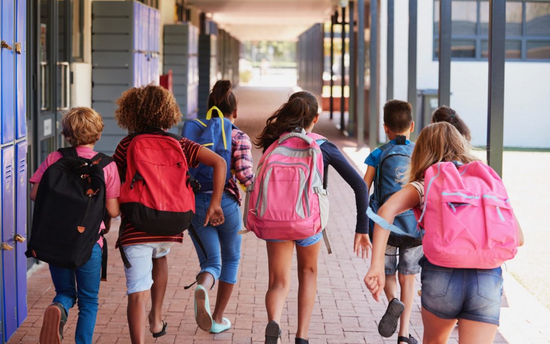 kids-running-at-school_pink-blue-black-red-healthy-foot-checkup-pediatric-podiatry-running-skipping-jumping-foot-doctor-1080x675 Young Kids Running Back to School with Custom Orthotics